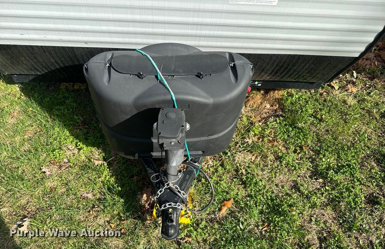 image for item DQ6757 2021 Sunset Park Sunlite Classic camper