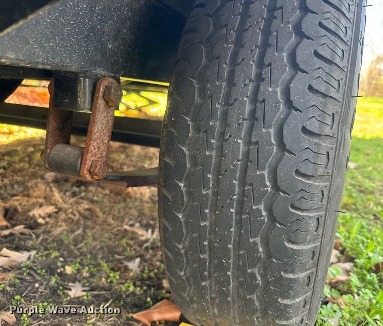 image for item DQ6757 2021 Sunset Park Sunlite Classic camper