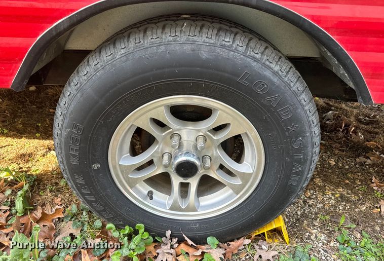 image for item DQ6757 2021 Sunset Park Sunlite Classic camper