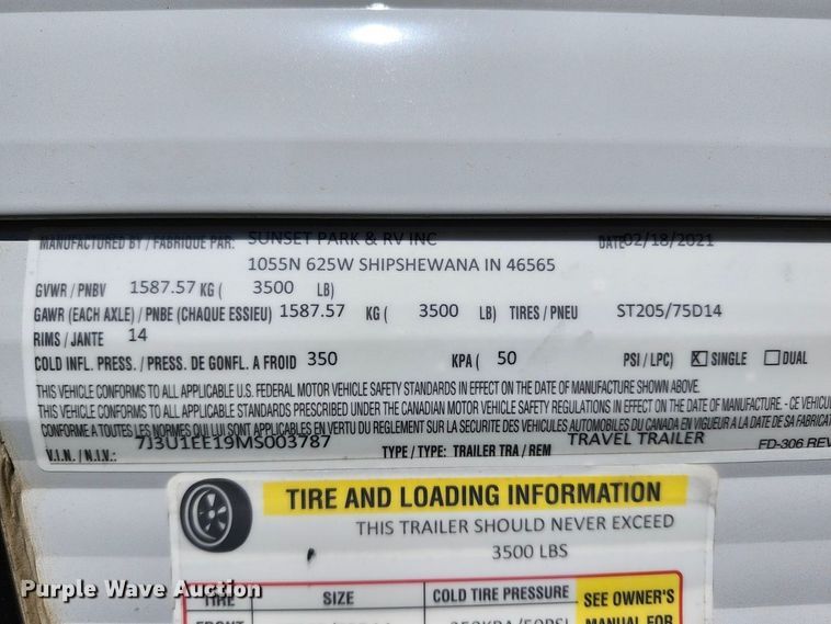 image for item DQ6757 2021 Sunset Park Sunlite Classic camper