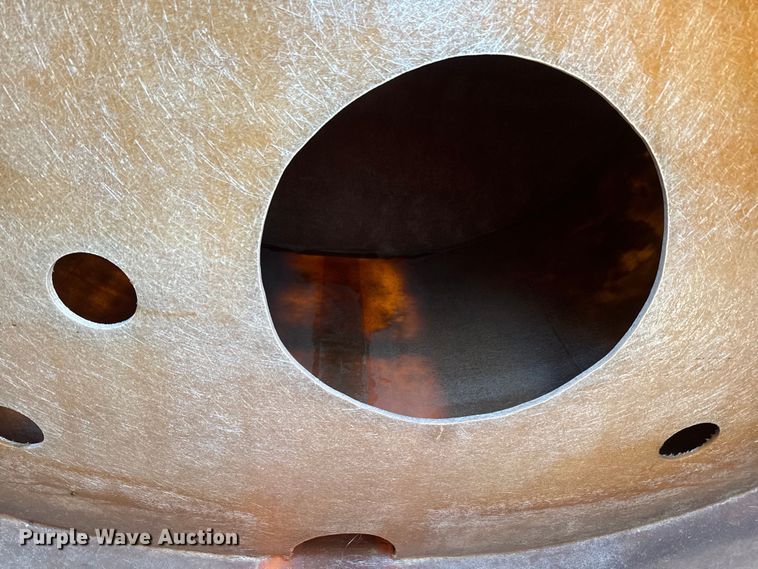 image for item DQ6758 1990 Peterbilt 375 tank truck