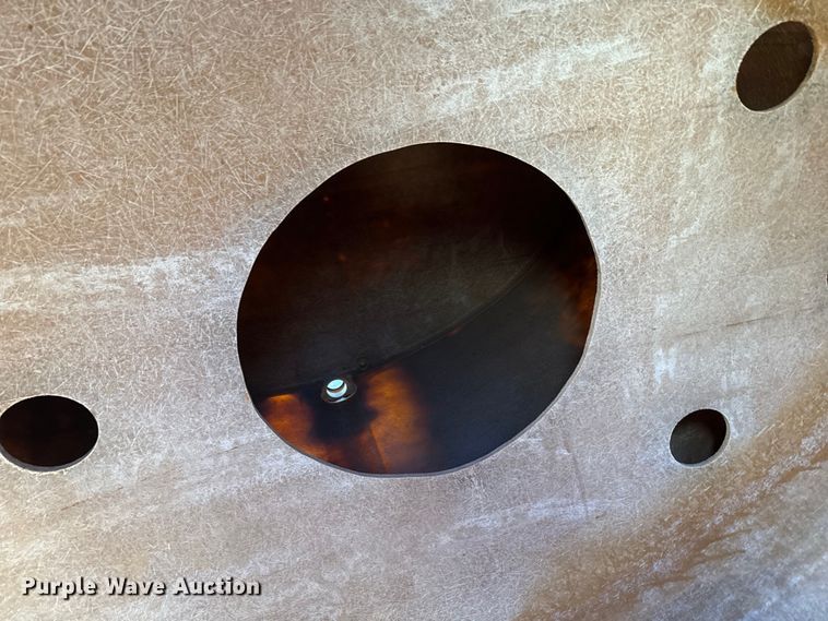 image for item DQ6758 1990 Peterbilt 375 tank truck