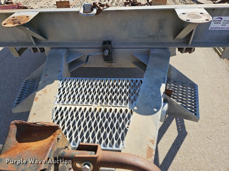 image for item DQ8601 2006 Talbert Phelan 12TTA tilt deck equipment trailer