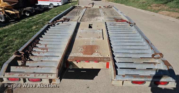 image for item DQ8601 2006 Talbert Phelan 12TTA tilt deck equipment trailer