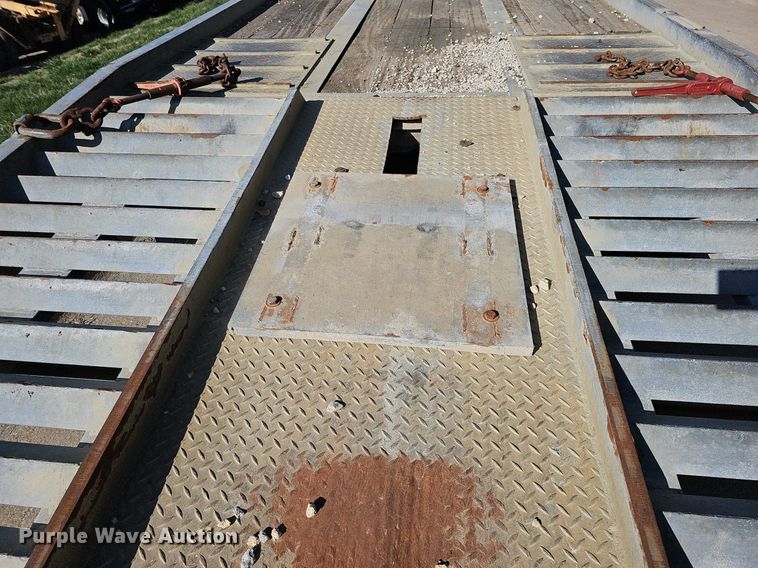 image for item DQ8601 2006 Talbert Phelan 12TTA tilt deck equipment trailer