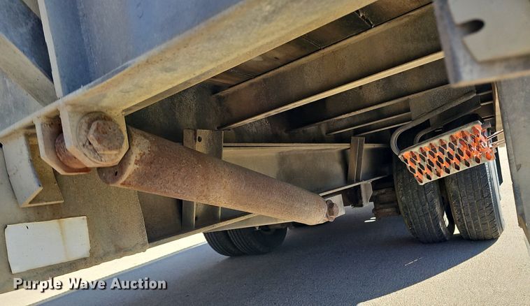 image for item DQ8601 2006 Talbert Phelan 12TTA tilt deck equipment trailer