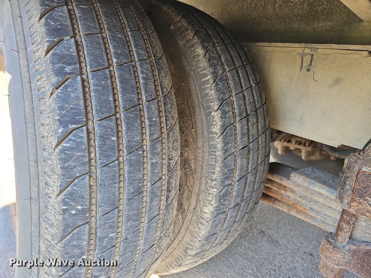 image for item DQ8601 2006 Talbert Phelan 12TTA tilt deck equipment trailer