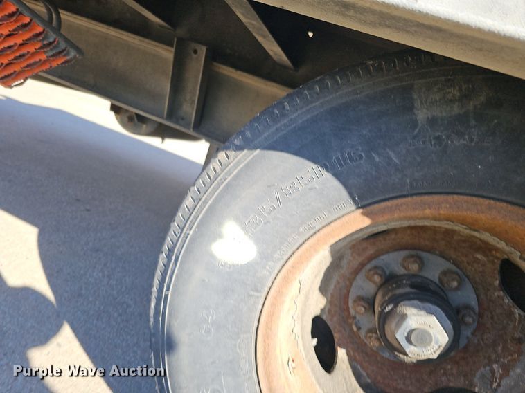 image for item DQ8601 2006 Talbert Phelan 12TTA tilt deck equipment trailer