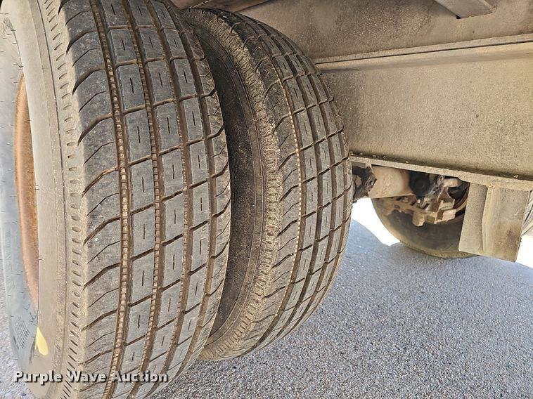 image for item DQ8601 2006 Talbert Phelan 12TTA tilt deck equipment trailer