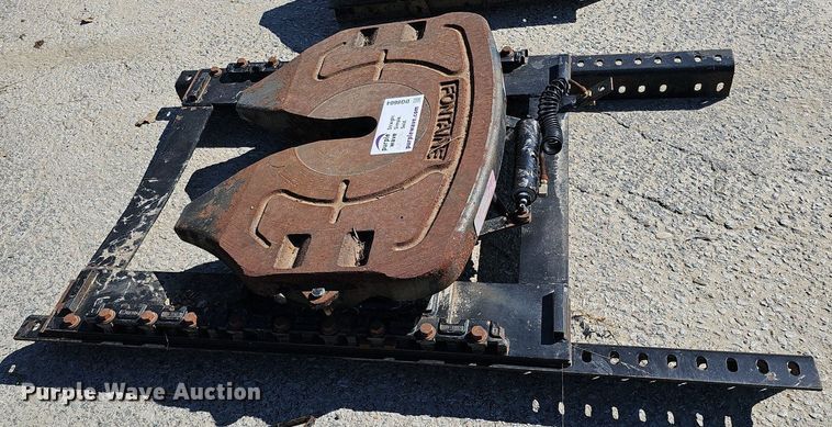 image for item DQ8604 (5) Fontaine receiver hitches