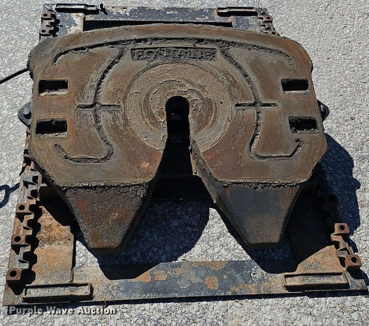 image for item DQ8604 (5) Fontaine receiver hitches