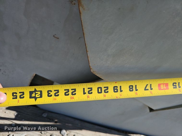 image for item DQ8606 (3) Beau Roc rock guards