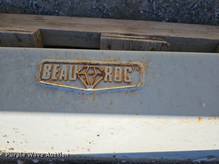 image for item DQ8606 (3) Beau Roc rock guards