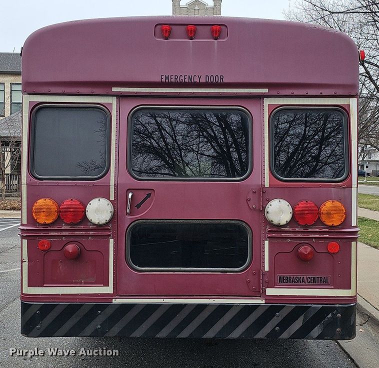 image for item DQ8633 2007 Blue Bird Micro-Bird   school bus