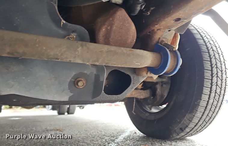 image for item DQ8633 2007 Blue Bird Micro-Bird   school bus