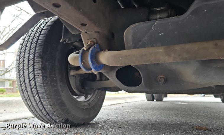 image for item DQ8633 2007 Blue Bird Micro-Bird   school bus