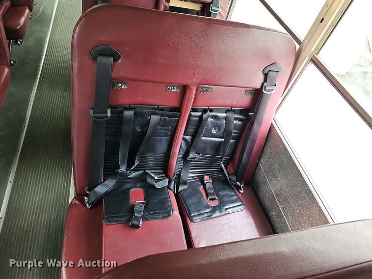 image for item DQ8633 2007 Blue Bird Micro-Bird   school bus