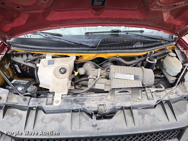 image for item DQ8633 2007 Blue Bird Micro-Bird   school bus