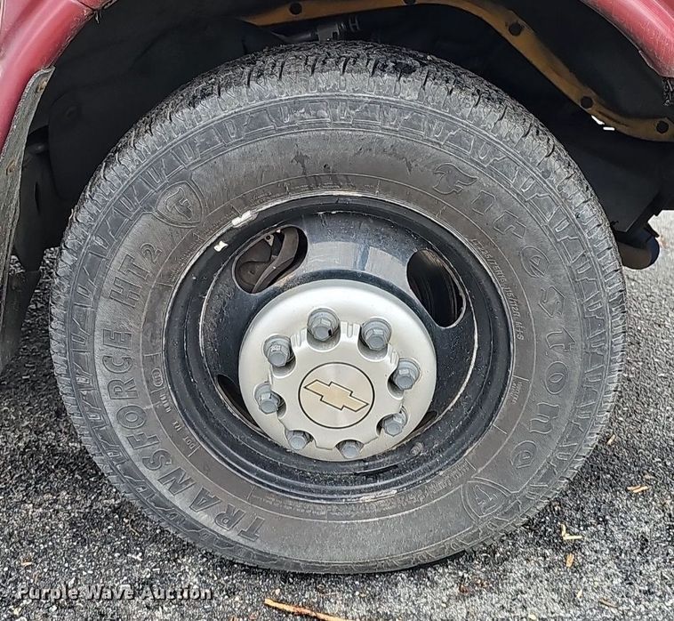 image for item DQ8633 2007 Blue Bird Micro-Bird   school bus