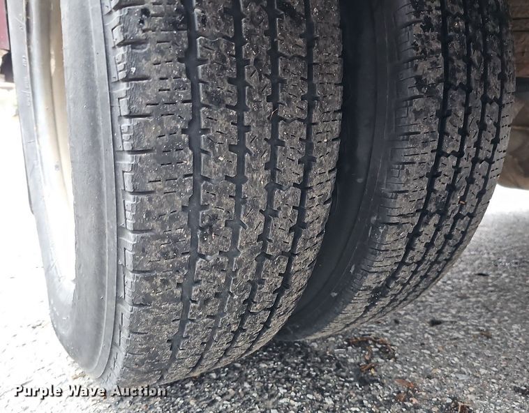 image for item DQ8633 2007 Blue Bird Micro-Bird   school bus