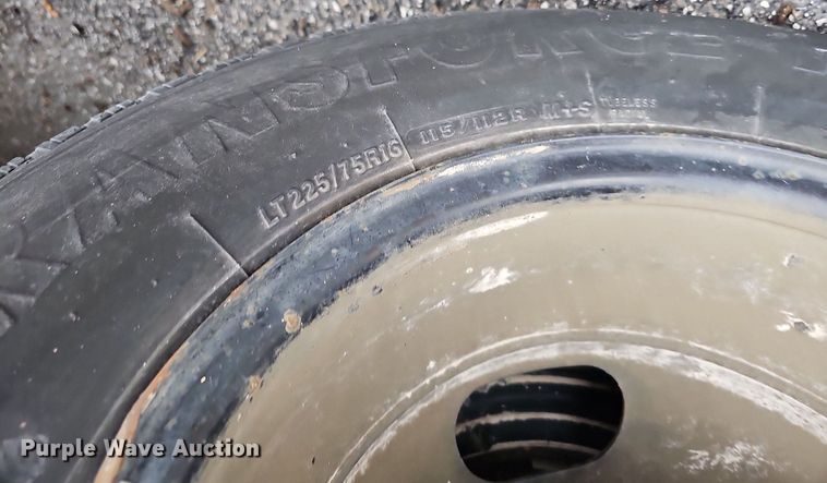 image for item DQ8633 2007 Blue Bird Micro-Bird   school bus