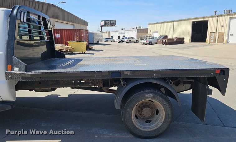 image for item DQ8657 2008 Ford F450 Super Duty XL  flatbed truck