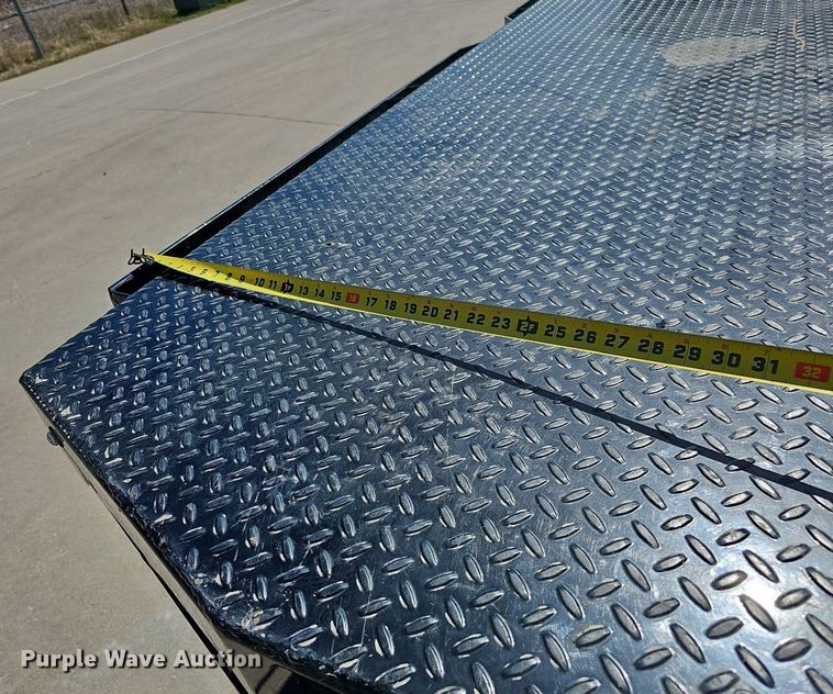 image for item DQ8657 2008 Ford F450 Super Duty XL  flatbed truck