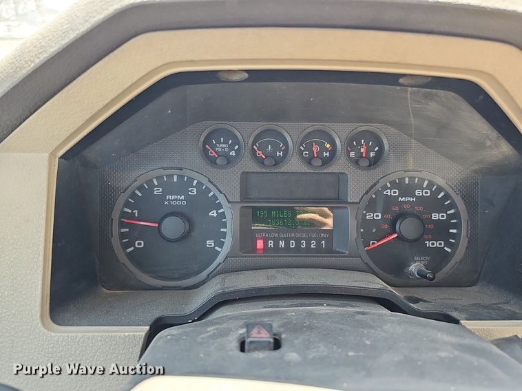 image for item DQ8657 2008 Ford F450 Super Duty XL  flatbed truck