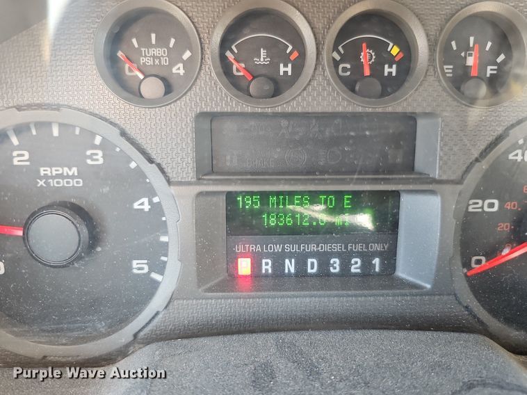 image for item DQ8657 2008 Ford F450 Super Duty XL  flatbed truck