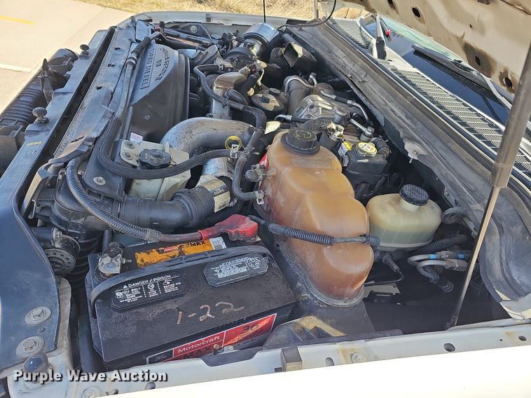 image for item DQ8657 2008 Ford F450 Super Duty XL  flatbed truck