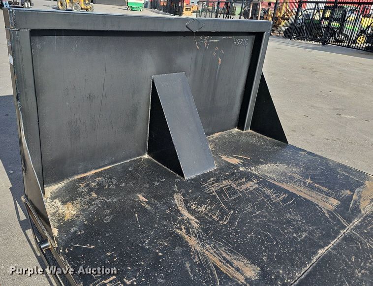 image for item DQ8713 Roll-off flatbed