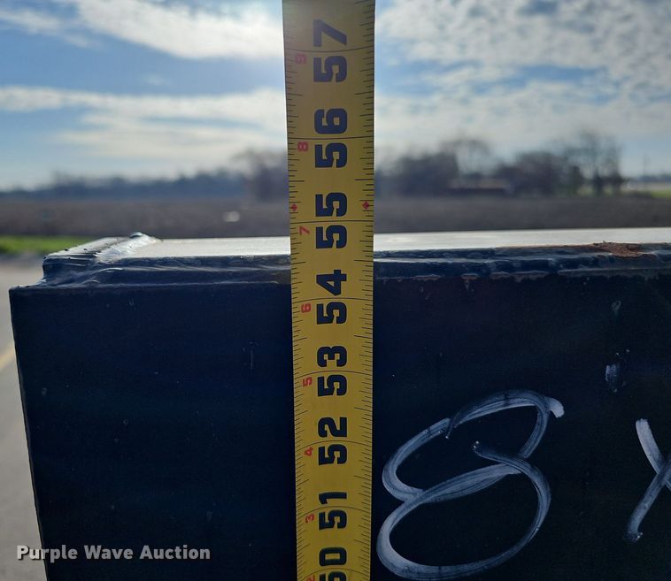 image for item DQ8713 Roll-off flatbed