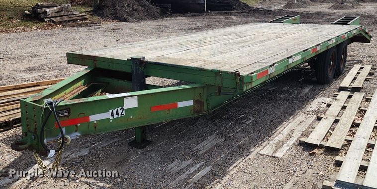 image for item DR7881 2001 Scotts Custom Trailers equipment trailer