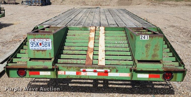 image for item DR7881 2001 Scotts Custom Trailers equipment trailer