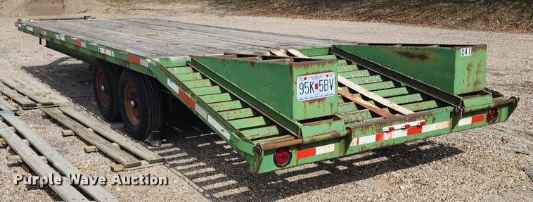 image for item DR7881 2001 Scotts Custom Trailers equipment trailer