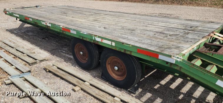 image for item DR7881 2001 Scotts Custom Trailers equipment trailer