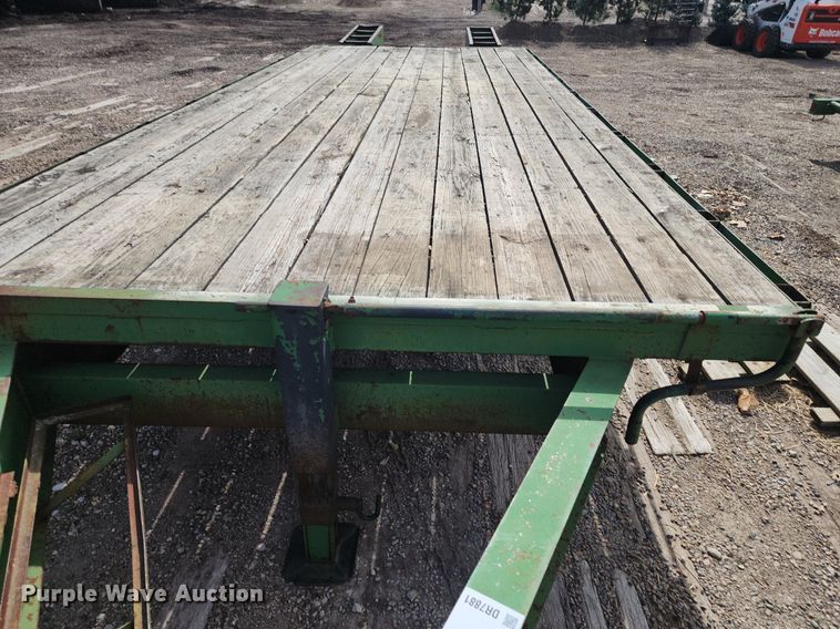 image for item DR7881 2001 Scotts Custom Trailers equipment trailer