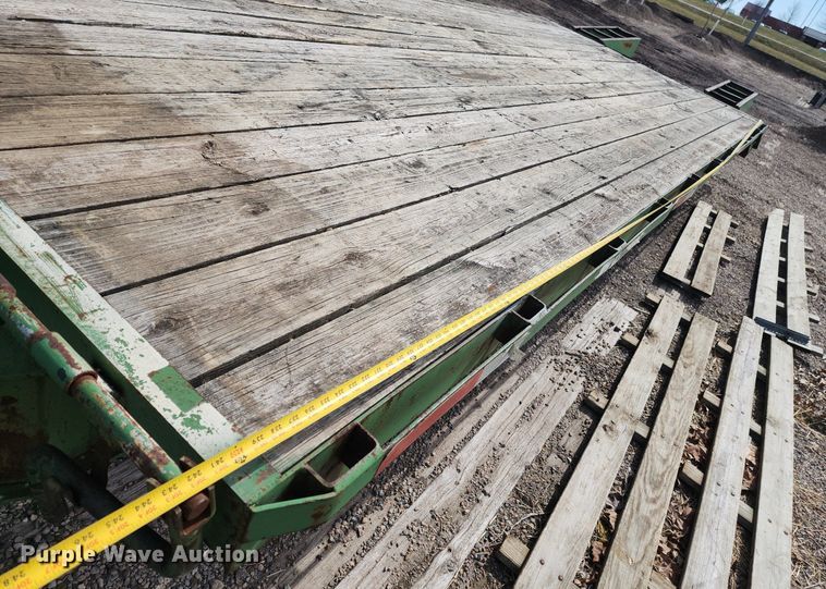 image for item DR7881 2001 Scotts Custom Trailers equipment trailer