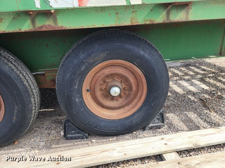 image for item DR7881 2001 Scotts Custom Trailers equipment trailer