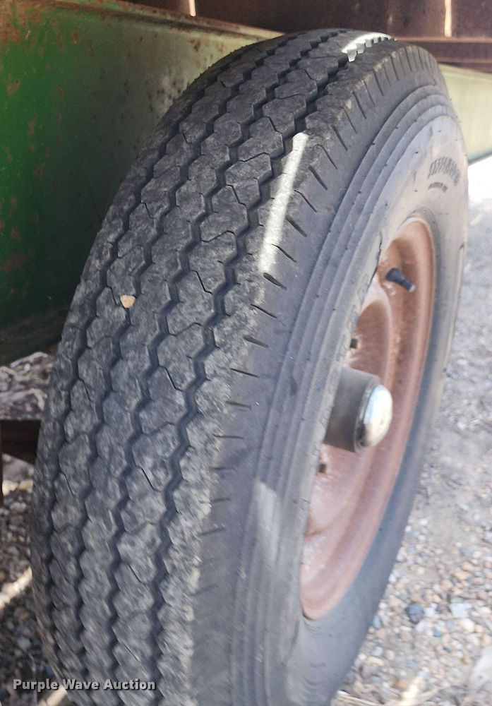 image for item DR7881 2001 Scotts Custom Trailers equipment trailer