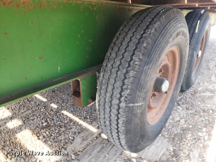 image for item DR7881 2001 Scotts Custom Trailers equipment trailer