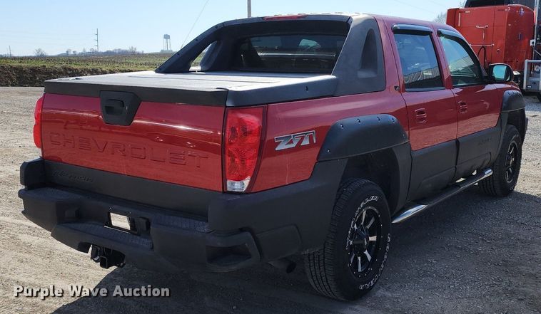 image for item DR7884 2005 Chevrolet Avalanche Crew Cab pickup truck