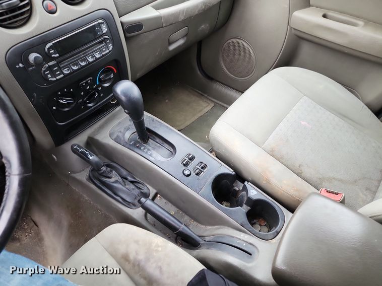 image for item DR7900 2006 Jeep  Liberty SUV