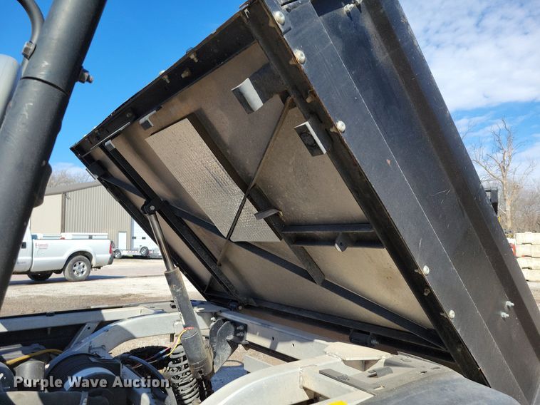 image for item DR7905 Club Car XRT 1550 golf cart