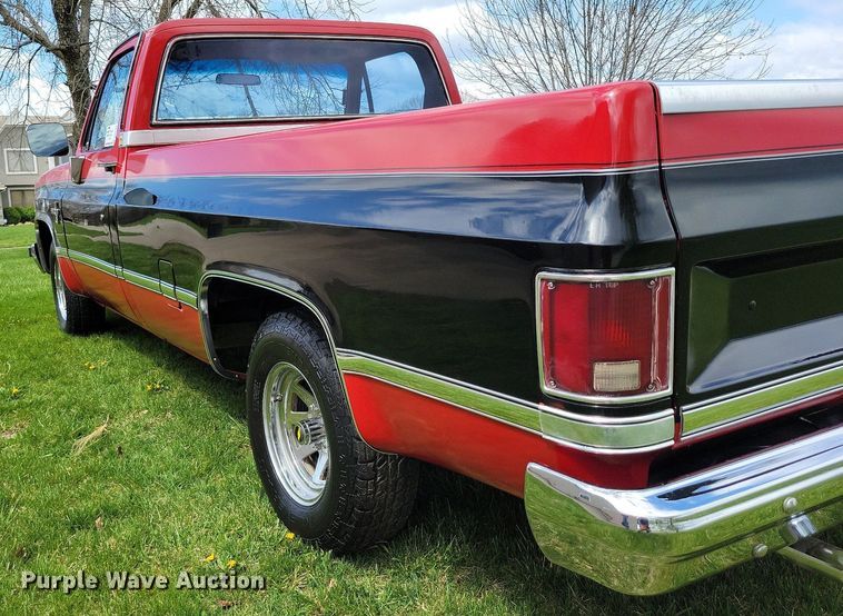 image for item DR7946 1984 Chevrolet  C10 pickup truck