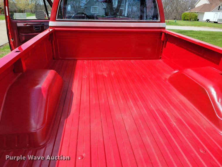 image for item DR7946 1984 Chevrolet  C10 pickup truck