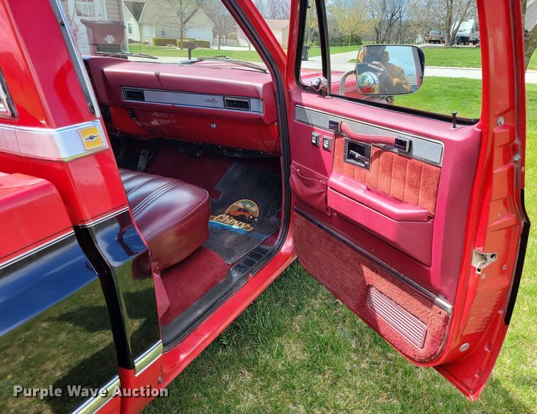 image for item DR7946 1984 Chevrolet  C10 pickup truck