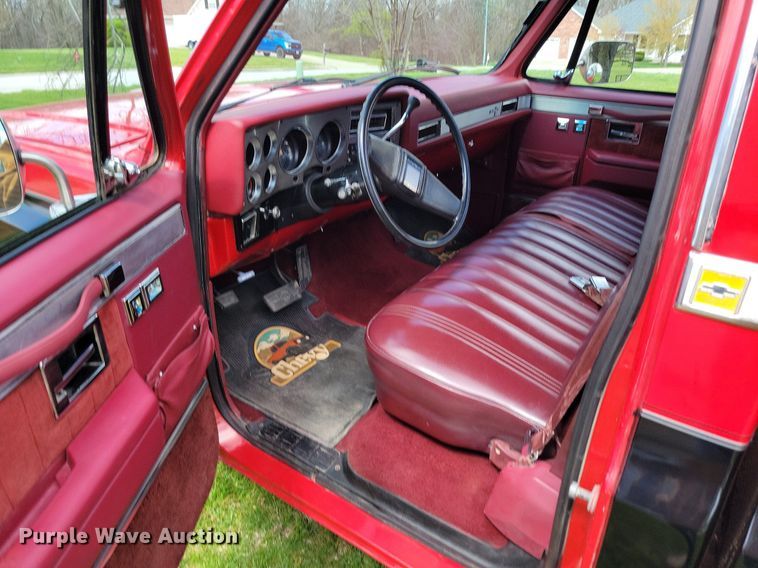 image for item DR7946 1984 Chevrolet  C10 pickup truck