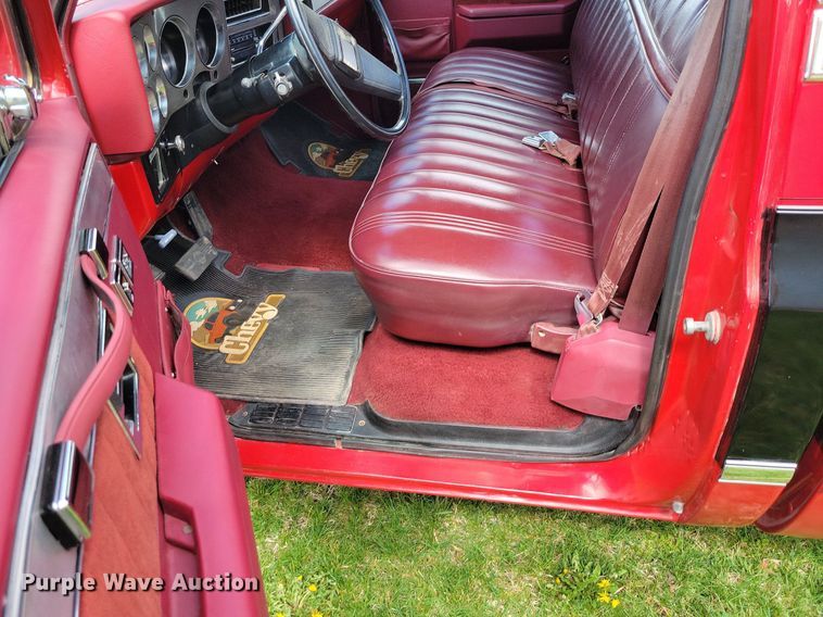 image for item DR7946 1984 Chevrolet  C10 pickup truck