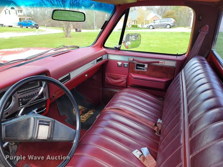 image for item DR7946 1984 Chevrolet  C10 pickup truck